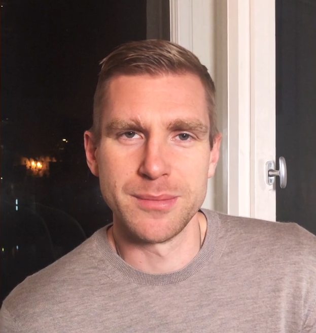 Illustration: Per Mertesacker